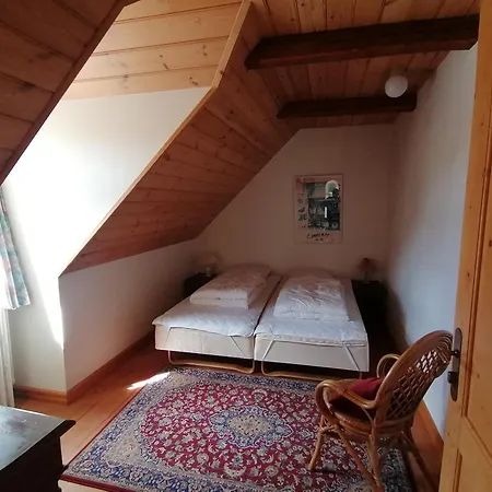 Margrethehoj 그레나